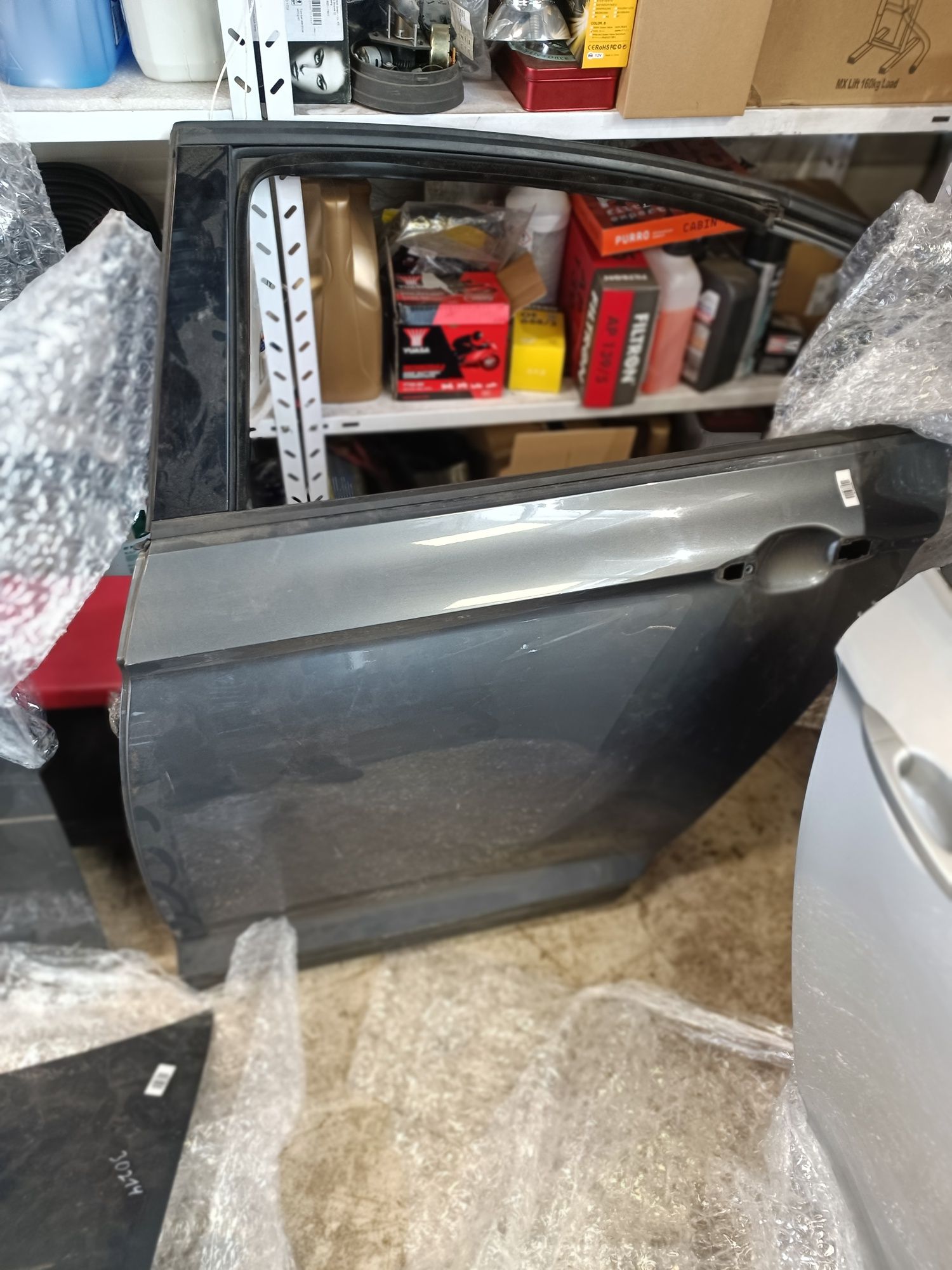Врати и капаци за пасат 8 , passat b8