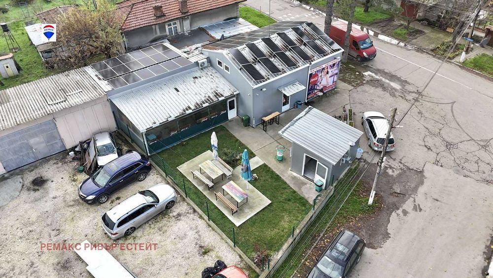 Търговски обект за продажба в с. Сандрово