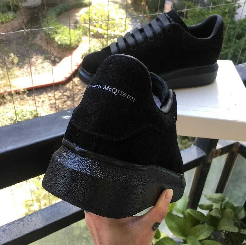 Adidasi McQueen Exquisite Black