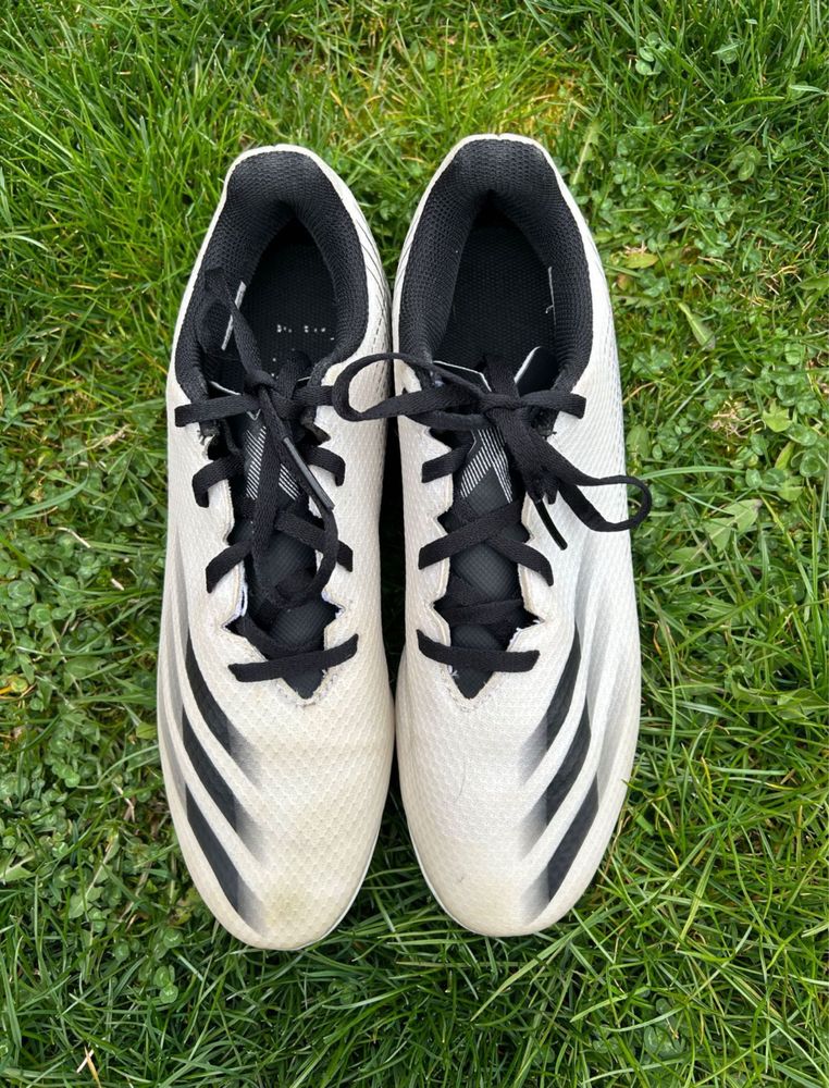 Оригинални бутонки Addidas