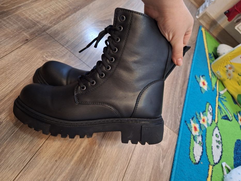 Ghete dama marimea 39