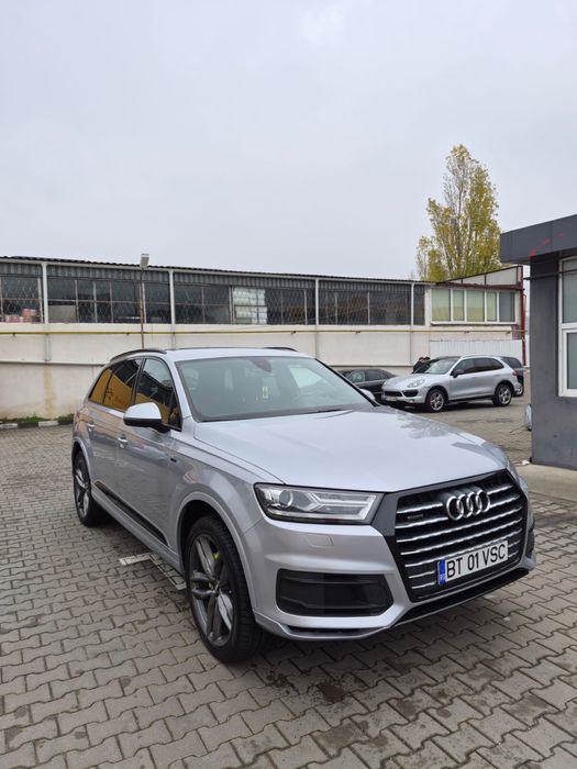 Audi Q7 pachet S-line