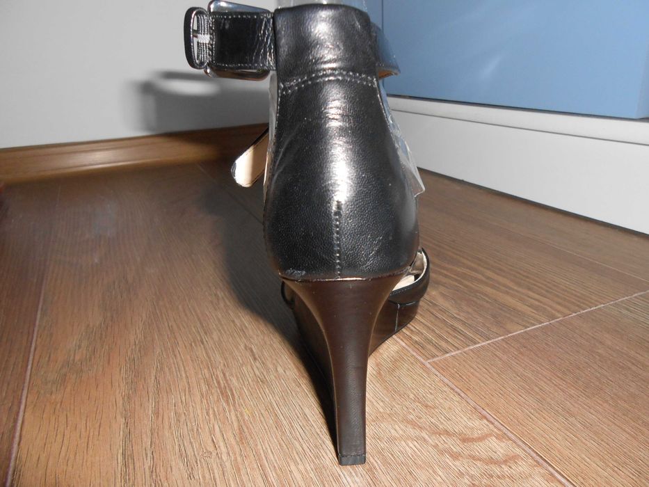 Sandale negre piele platforma Nine West (NR 36 EU)