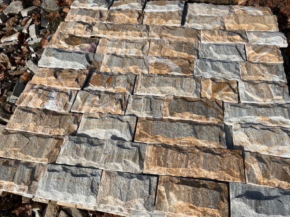 Естествен камък Жълт оформен гнайс с релеф(глиц)