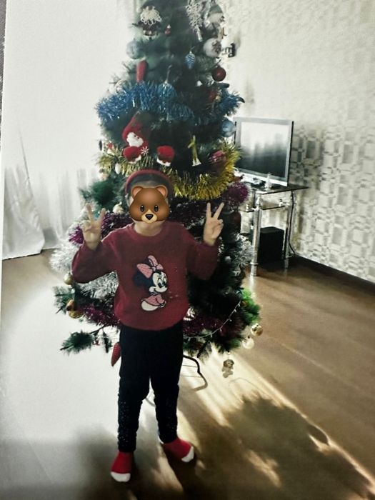 Продам искуственную елку