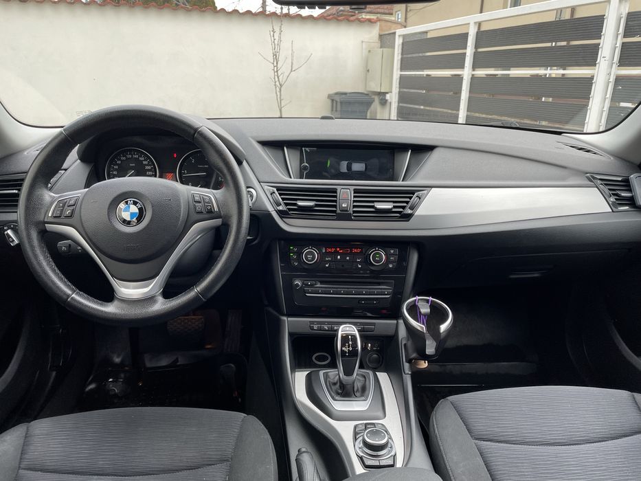 BMW X1  xdrive 218cp 4x4 25d