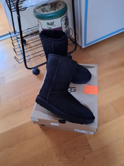 Cizme UGG originale negre 37