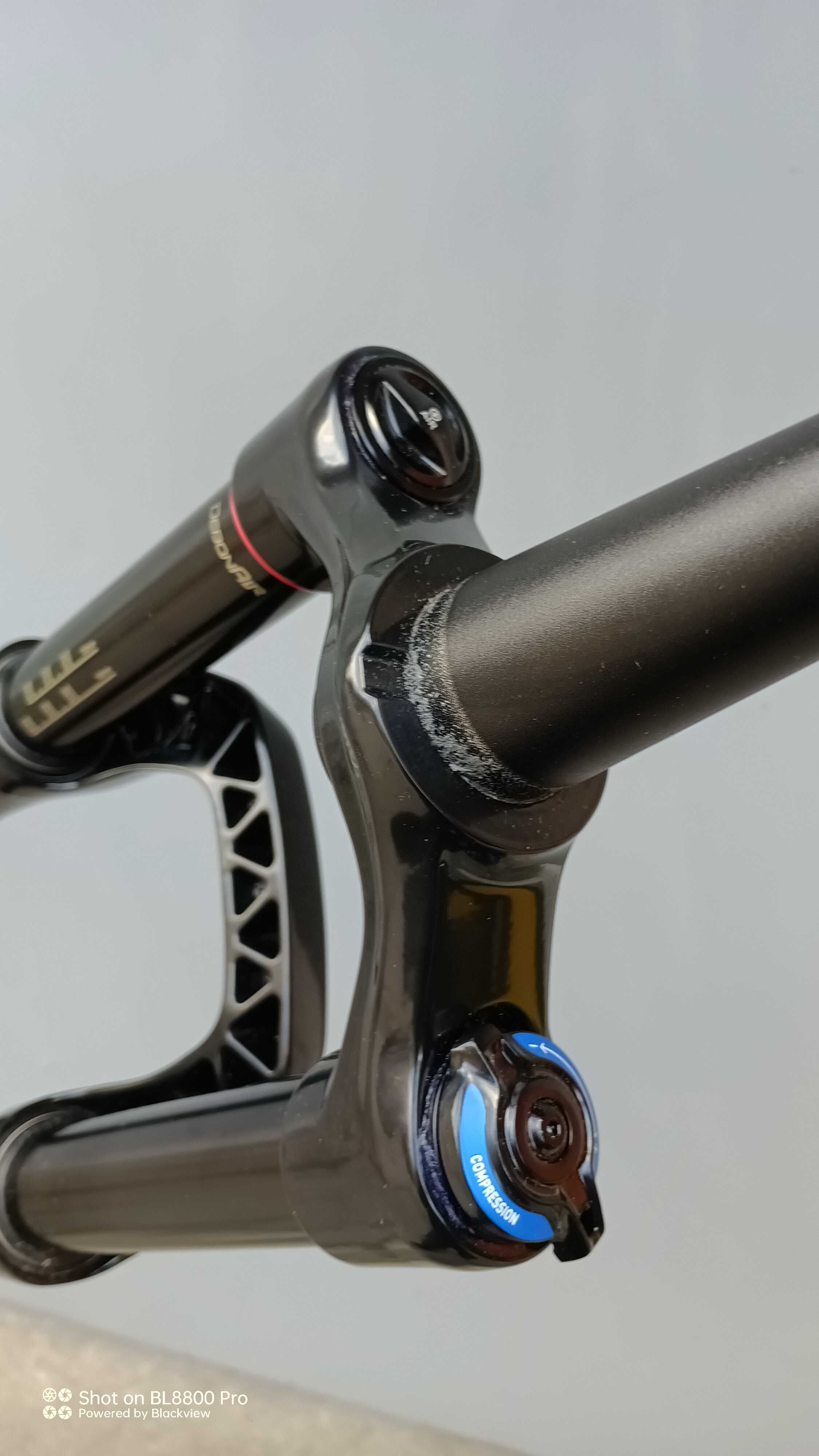 Rock Shock revelation RC R 27,5 160 и 140 mm