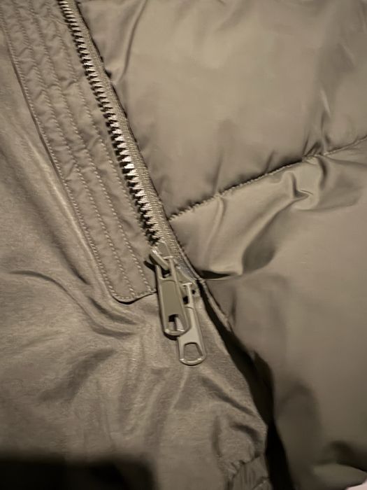 Vesta H&M aproape nouă