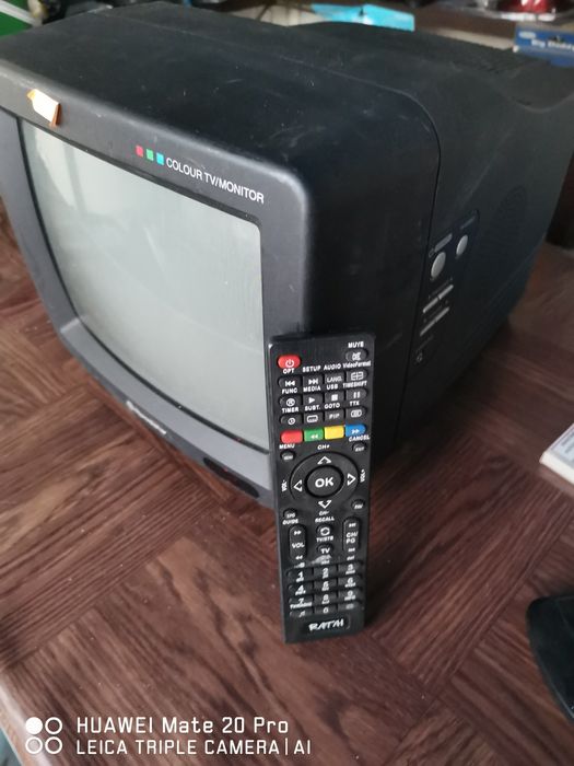 Tv Roadstar 12v i 220v