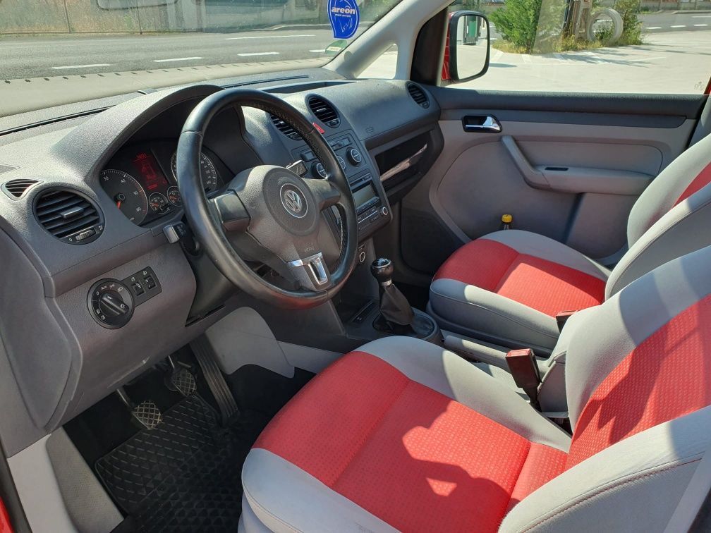 Vw caddy MAX  2010 2.0 TDI 140CP 7 locuri