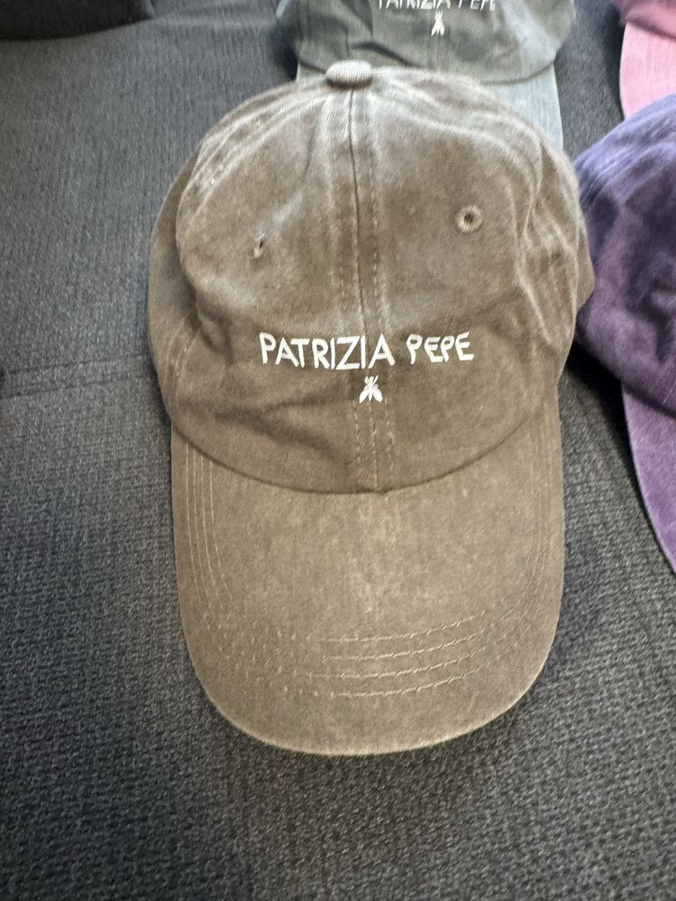 Нови шапки Patrizia Pepe