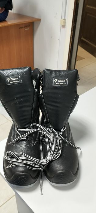 Зимные сапоги 42 размера