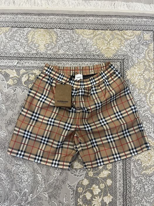 pantaloni scurti burberry