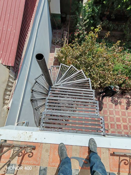 Vintavoy lesnitsa  aylanma zina