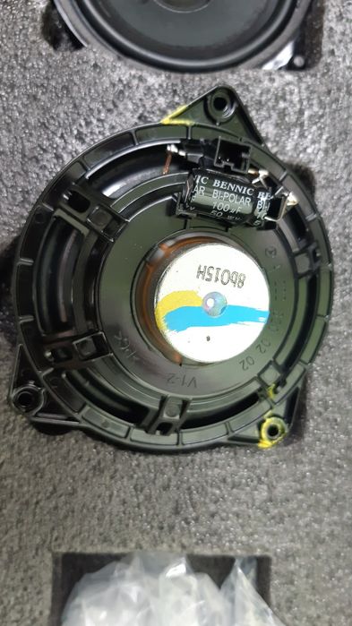 Boxe auto Noi originale MERCEDES 4 bucăți față și spate plus Twittere