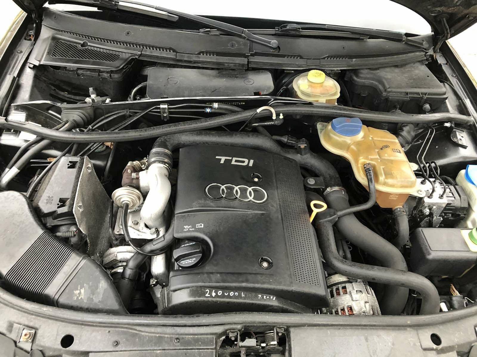 AUDI A4 B5 1.9 ТДИ на части