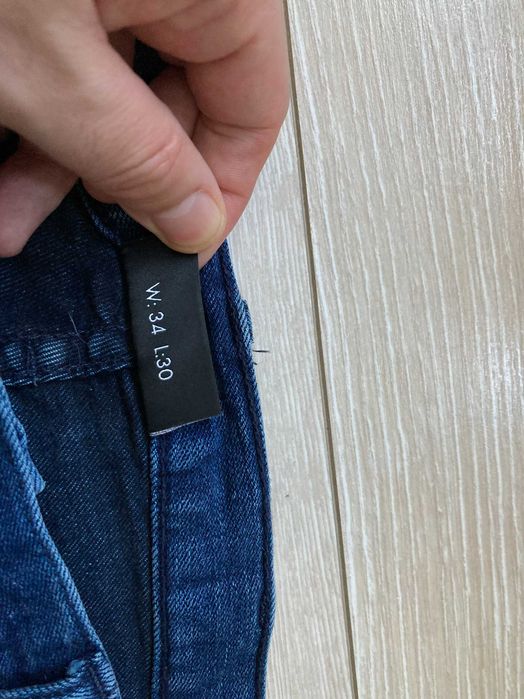 Emporio Armani мъжки дънки размер W34 L30