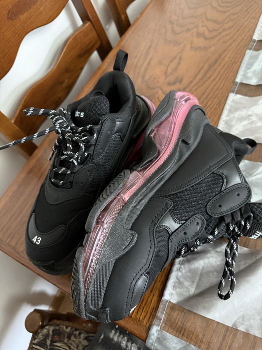 Balenciaga Triple s