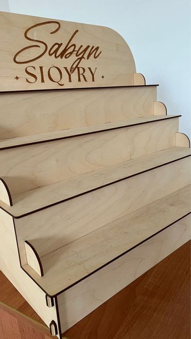 Полка-лестница для ремесленников