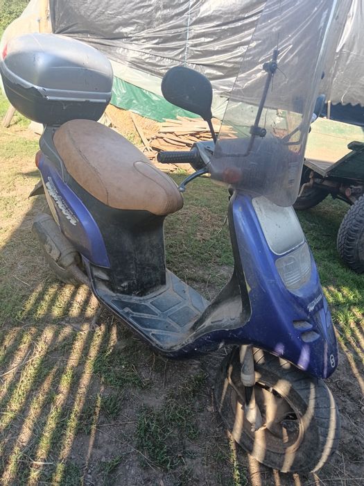Vând Scuter Piaggio