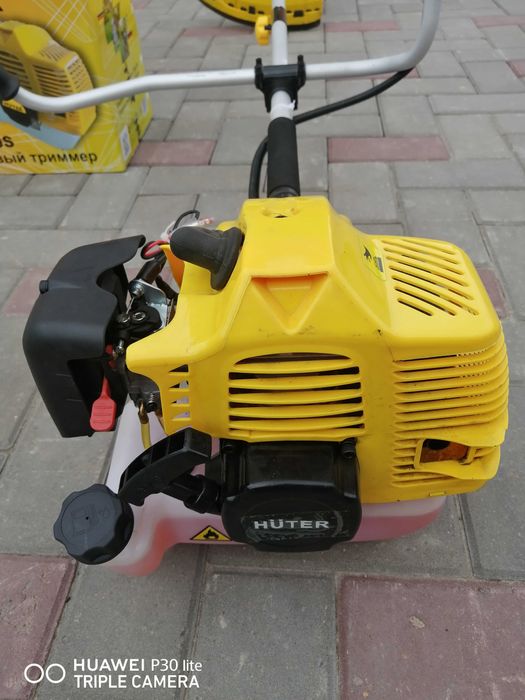 Триммер для травы, газона