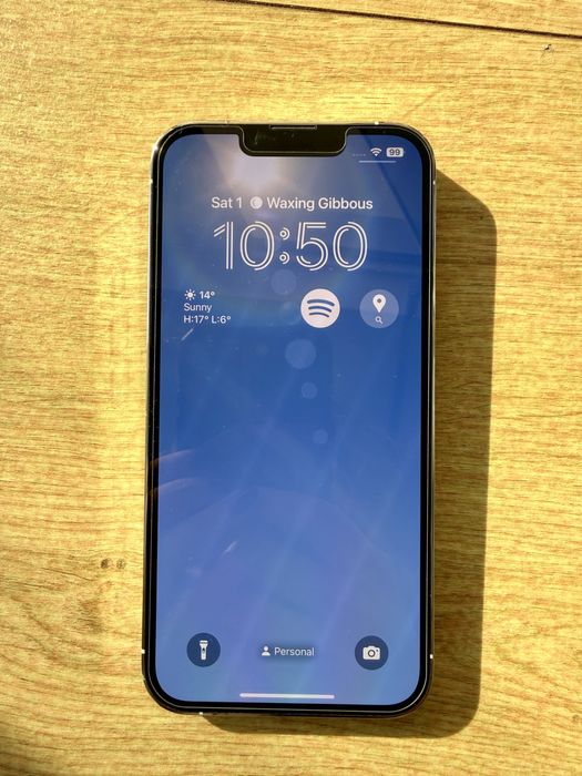 Vând iPhone 13 Pro Silver 128GB