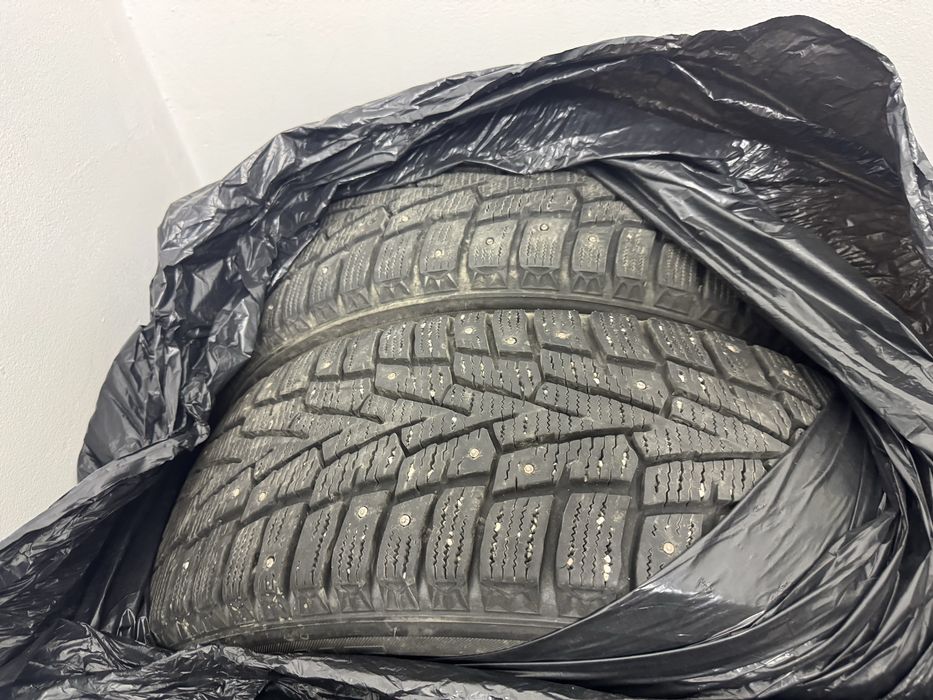 Продается комплект зимных шин!