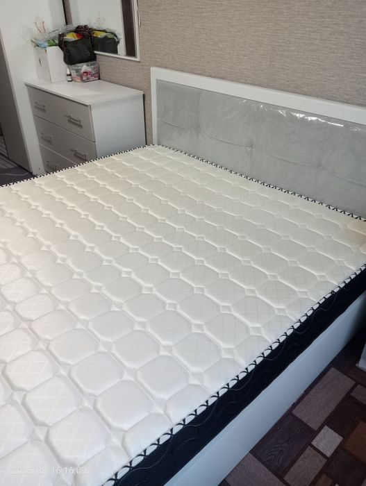Продам матрасс,  2*160 размер