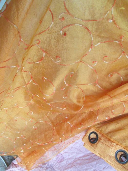 perdea /draperie portocalie cu inele