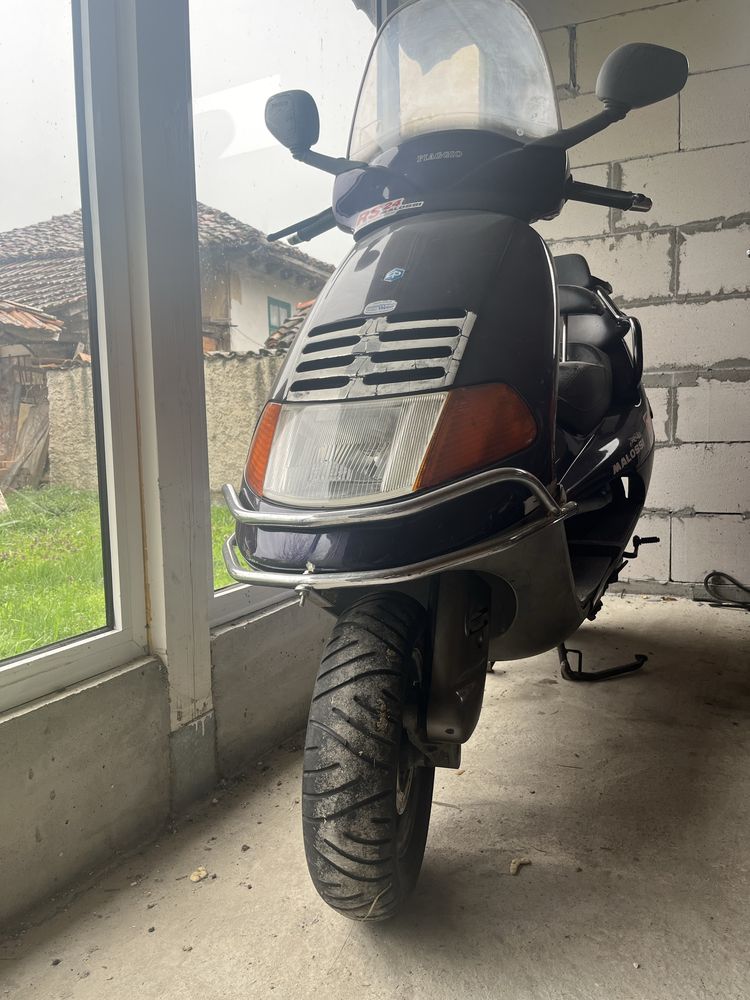 Piaggio hexagon 150