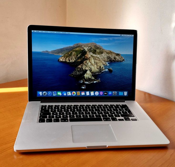 MacBook Pro Retina (Mid 2012) – i7 / 8GB RAM / macOS Catalina