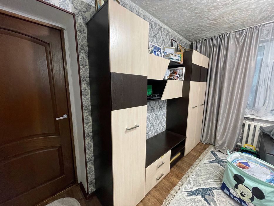 Стенка шкаф в гостиную и спальню
