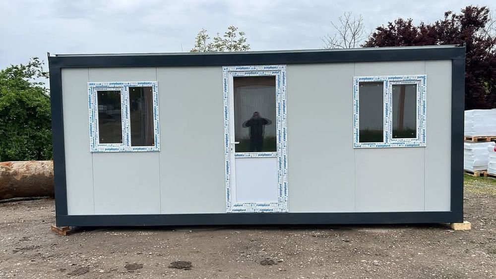 Vand containere locuibile