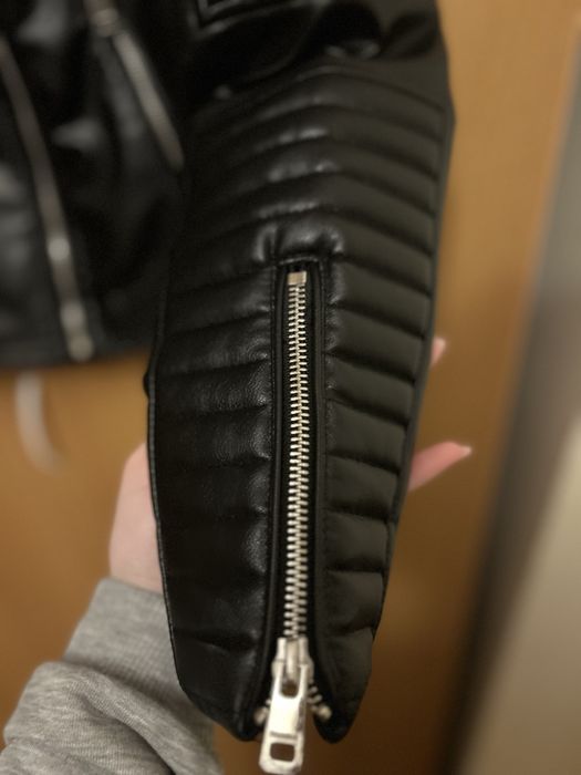 Кожено черно яке