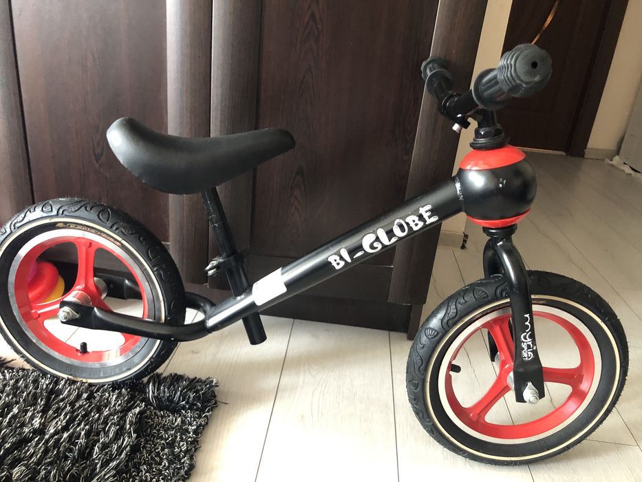 Bicicleta pentru copii,fara pedale pentru echlibru.