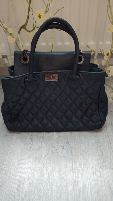 Geanta bleumarin piele italieneasca