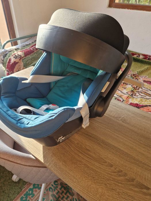 Детско столче за кола (кошница за бебе)