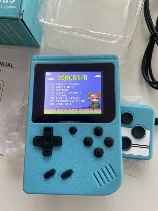 Преносима игрова конзола с 500 Вградени игри