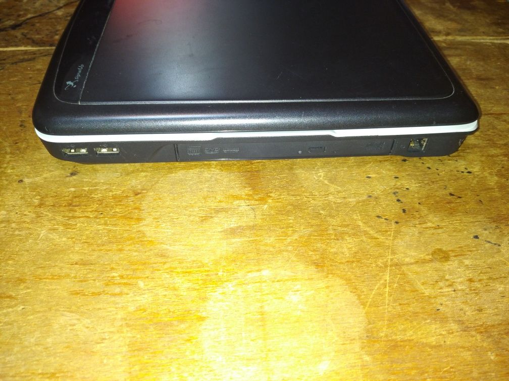Laptop Acer icw50 defect