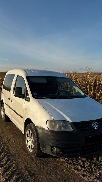 Vând urgent VW Caddy 1.9 TDI 4x4 105 cp