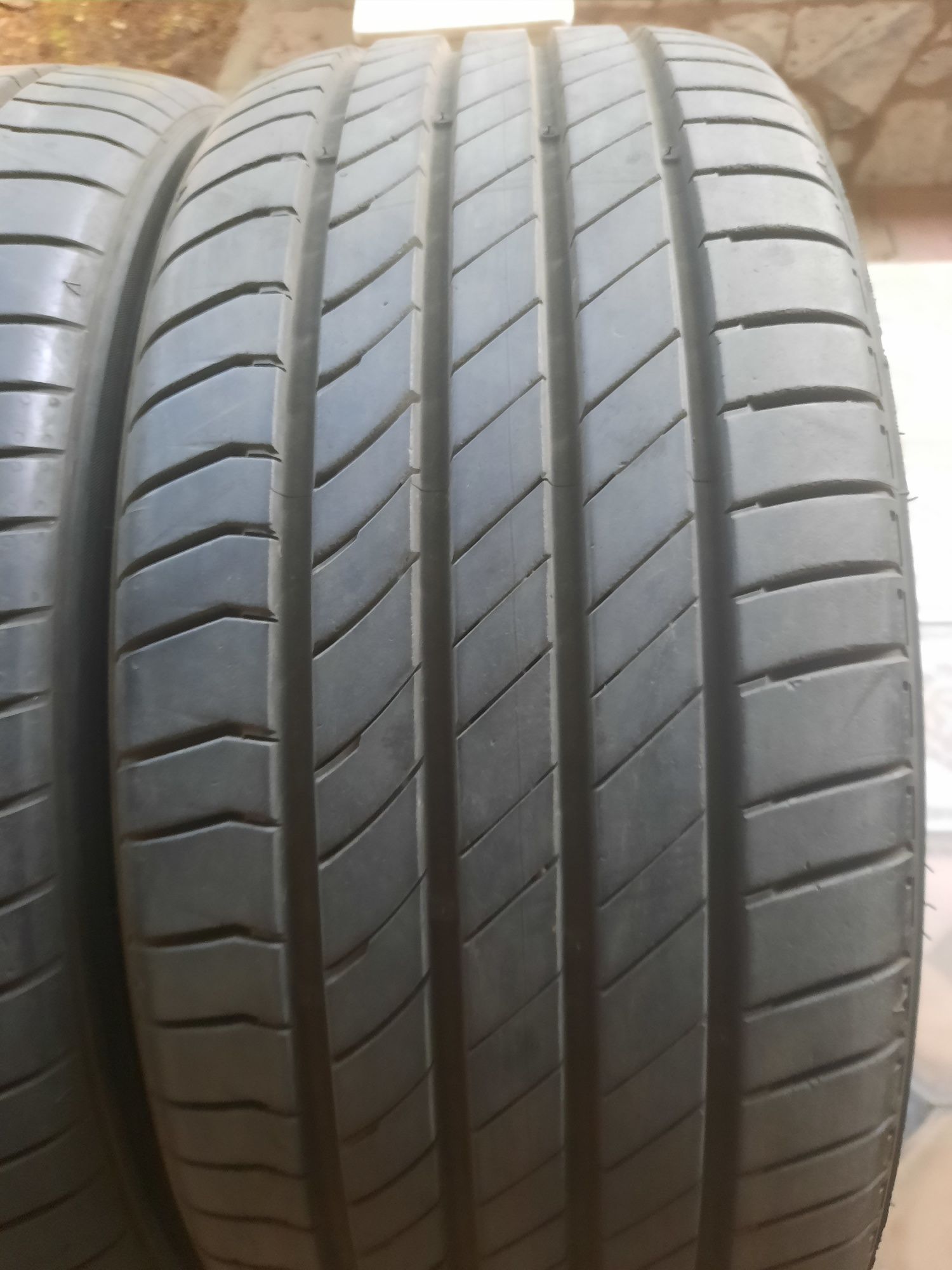 225/45R17.Kumho Ecsta 2 дона