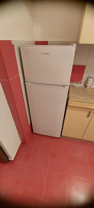 Frigider ARCTIC cu congelator