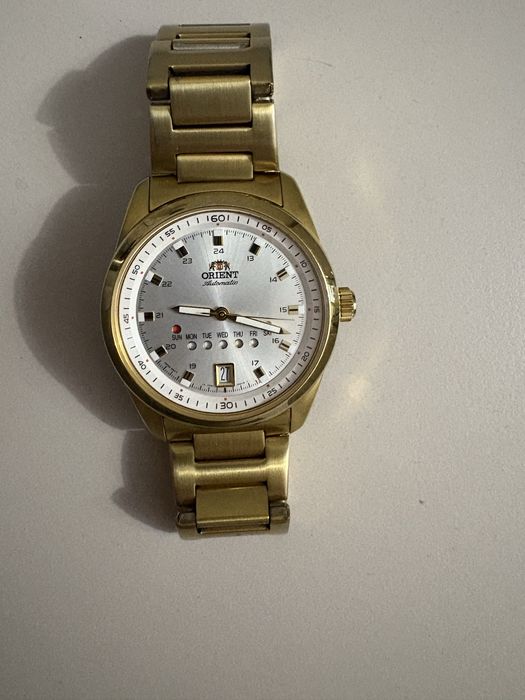 Продам часы Orient