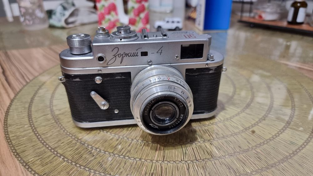 Фотоаппарат Зоркий 4
