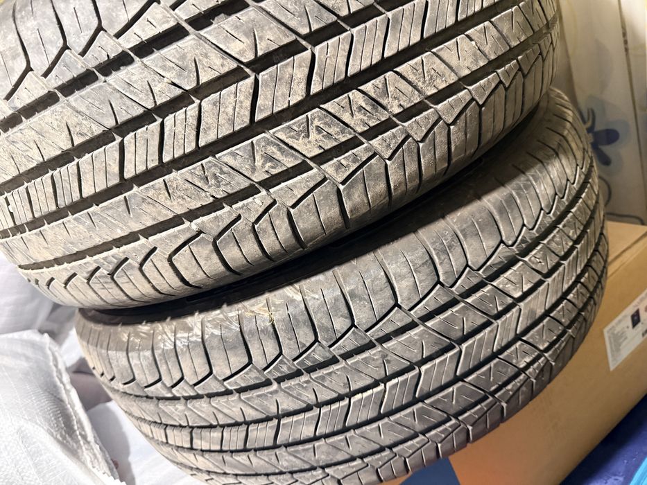 Anvelope SEBRING  225/55/r18.    . 2  buc