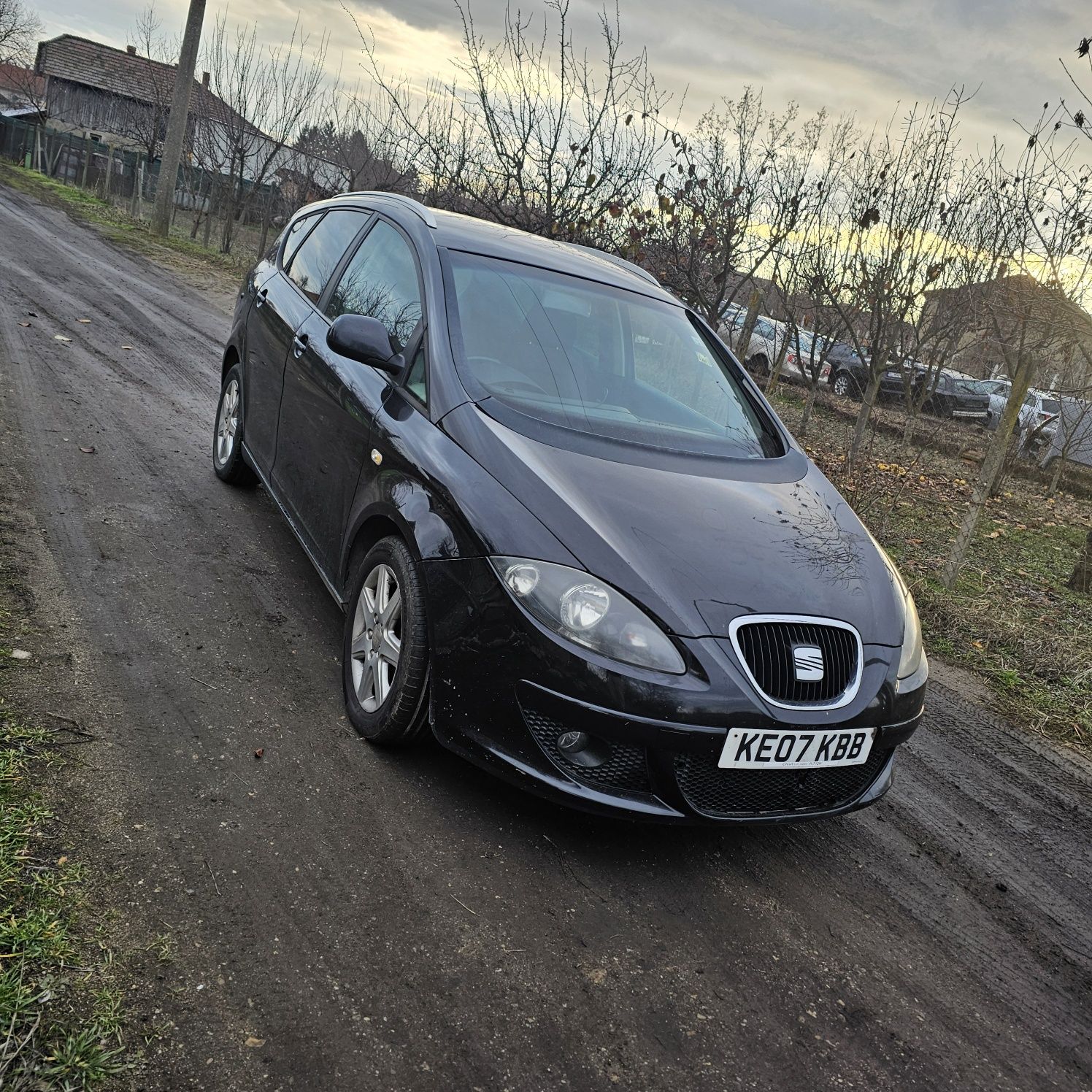 Seat altea xl 1.9 105 k.s НА ЧАСТИ САМО!