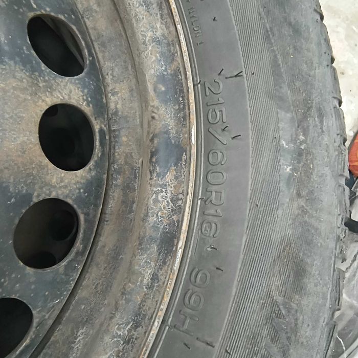4 метални джанти 16" за Форд със зимни гуми