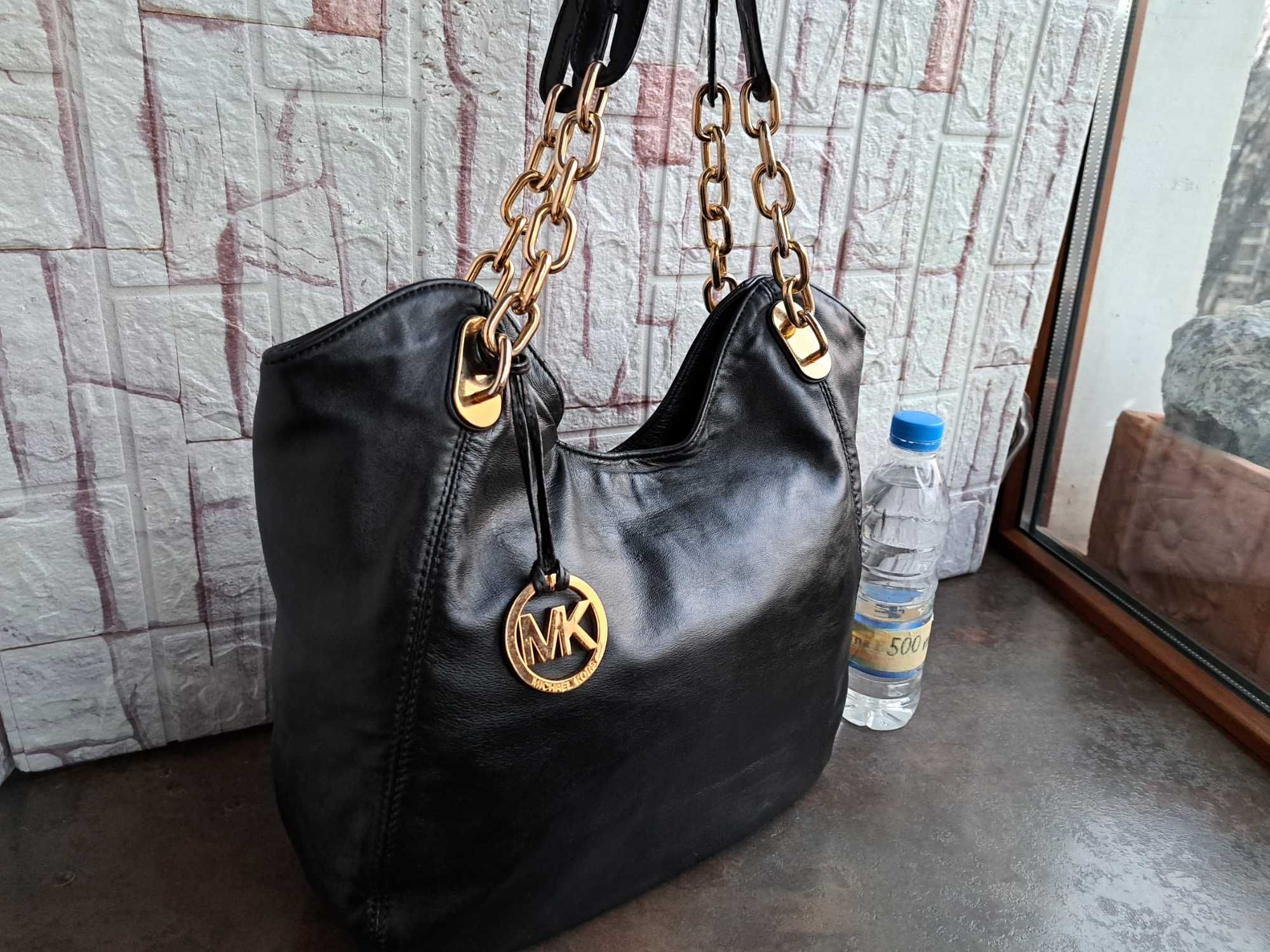 дамска чанта Michael Kors черна кожена чанта,торба-естествена кожа
