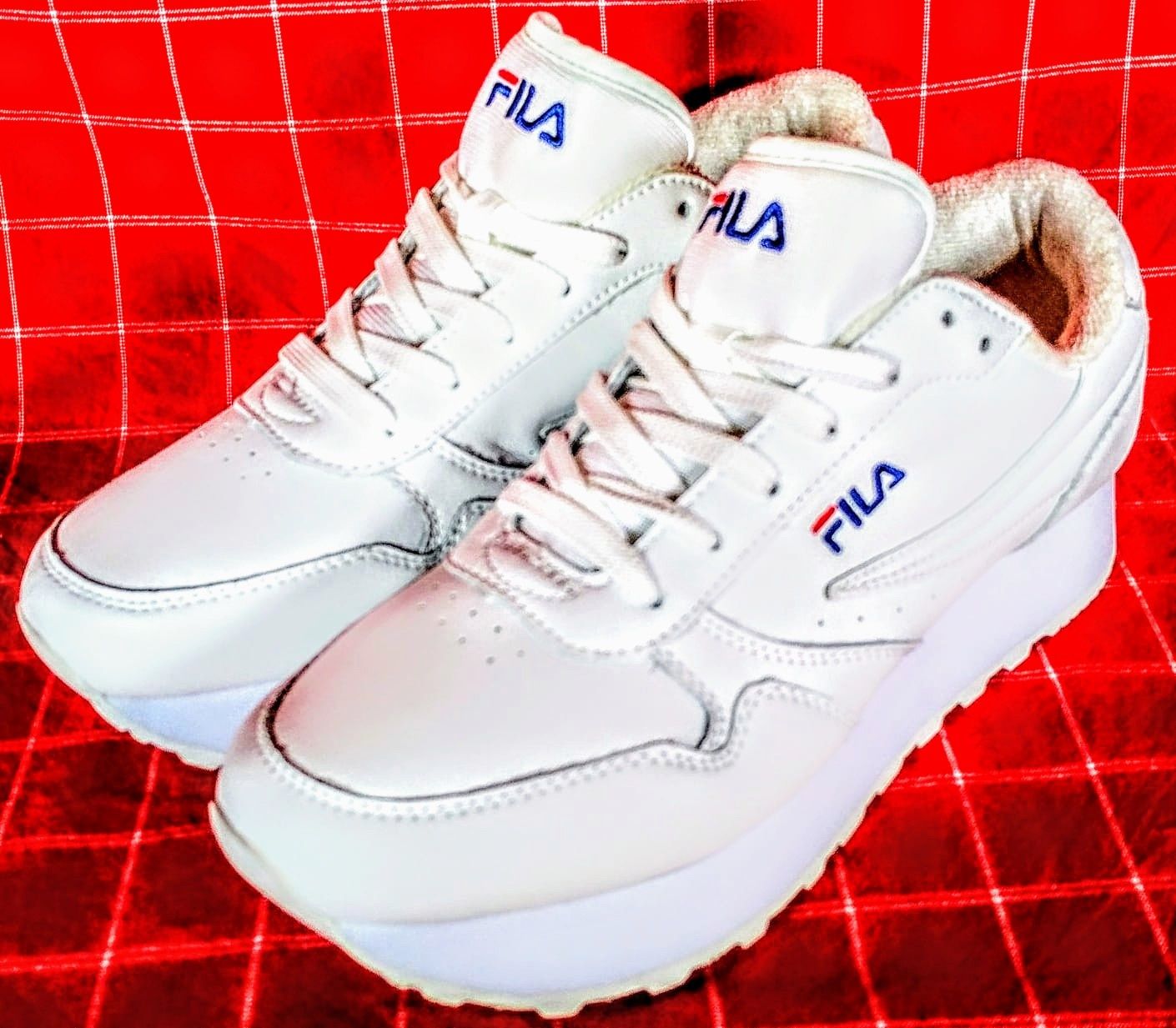 **Adidași*50%Reducere*FILA*38*Original !!